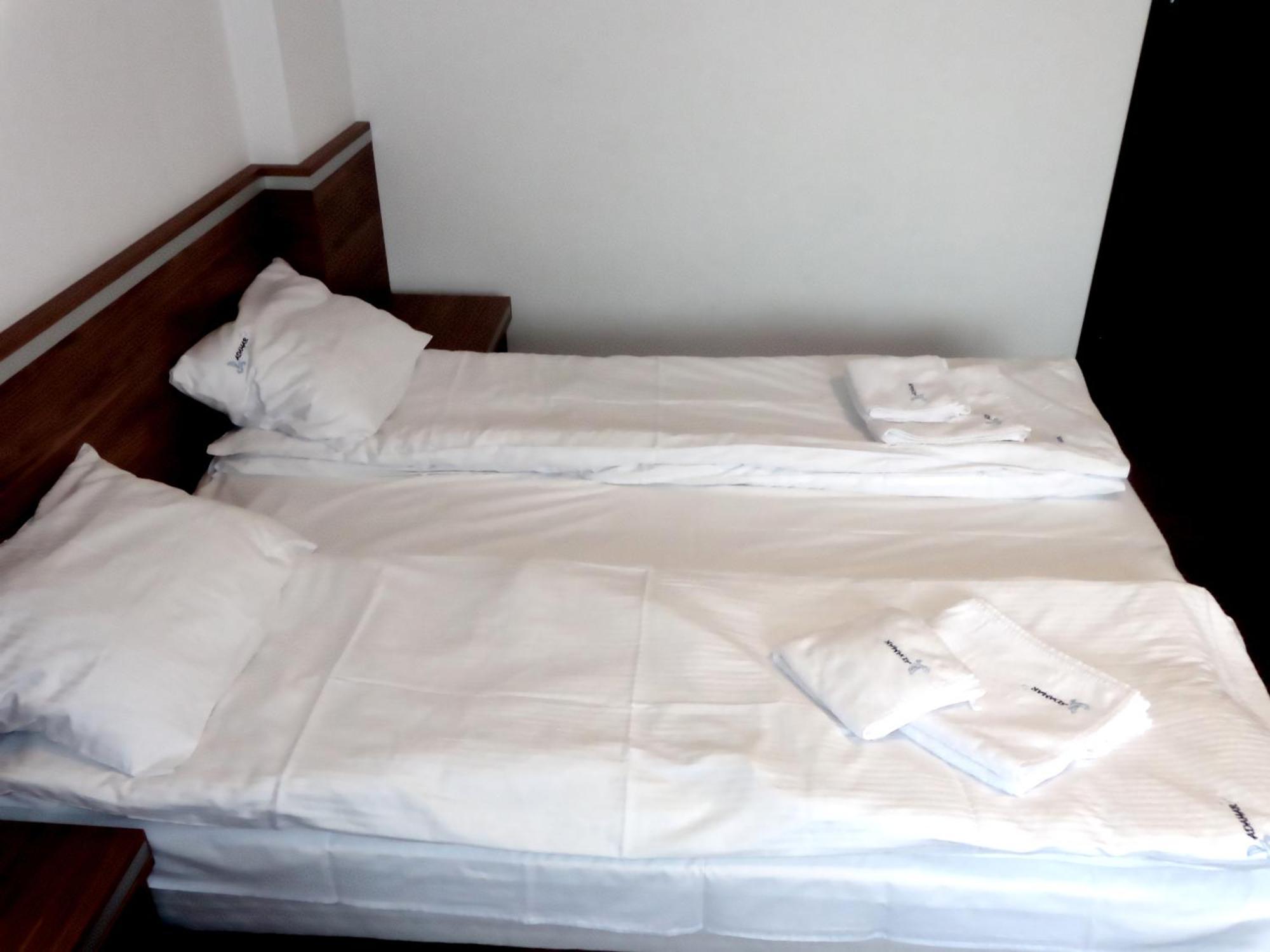 Adamar Jastrzebia Gora Bed & Breakfast 部屋 写真
