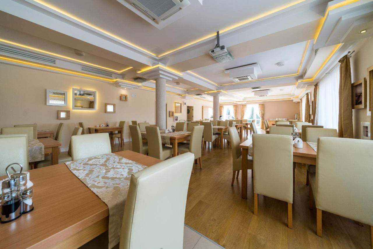 Adamar Jastrzebia Gora Bed & Breakfast エクステリア 写真