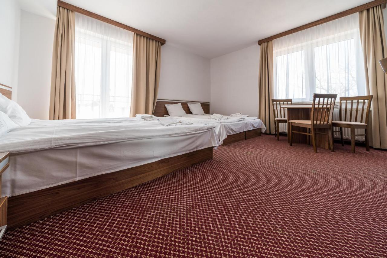 Adamar Jastrzebia Gora Bed & Breakfast エクステリア 写真