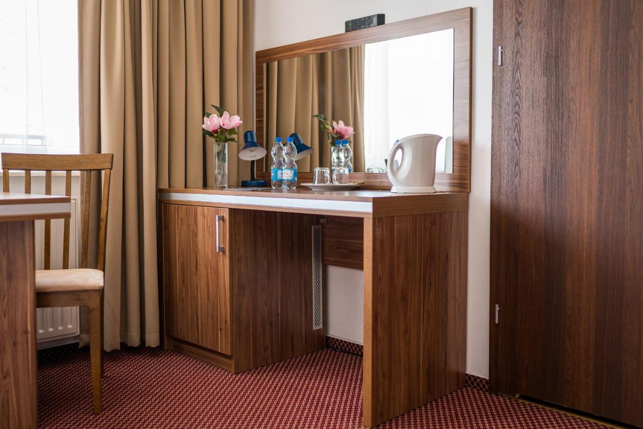 Adamar Jastrzebia Gora Bed & Breakfast エクステリア 写真